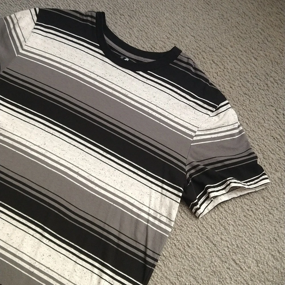 Amplify Men's Shirt - Picture 4 of 9